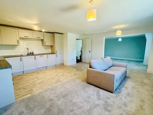 Flat Morland Drive in Tunbridge Wells