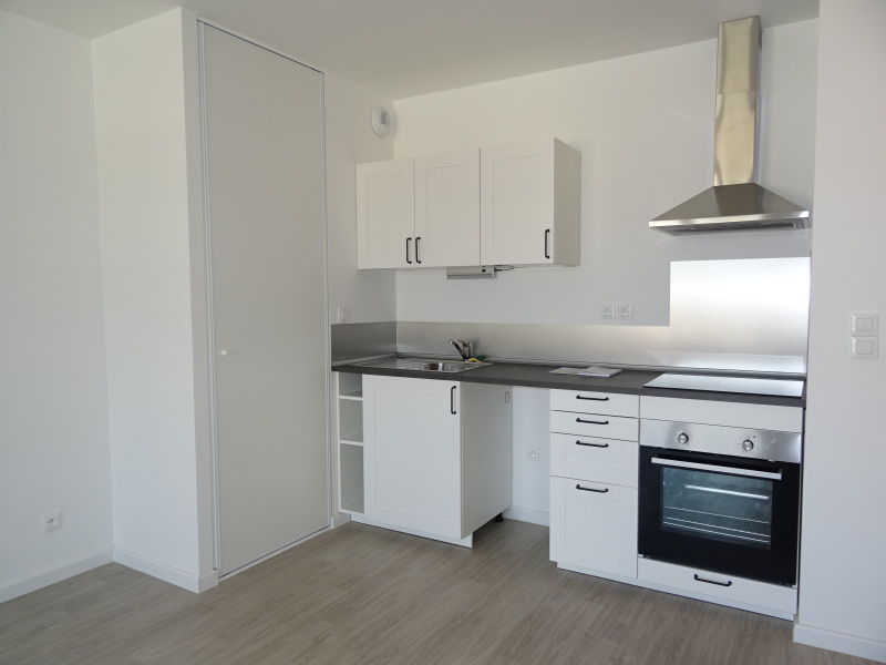 Flat Rue Hélène Caillard in Saint-Jean-de-Braye