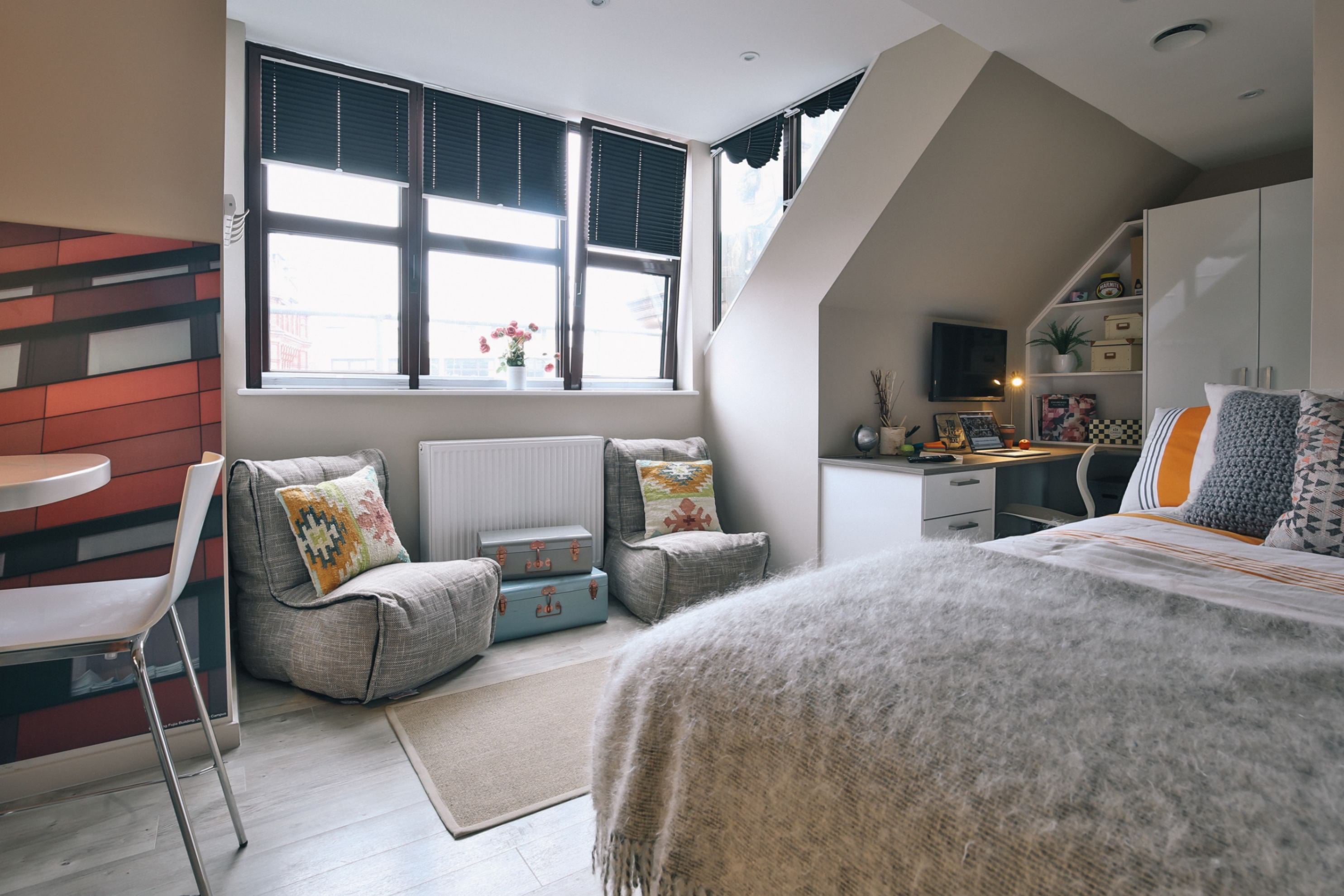 Room Cannon Court in Nottingham
