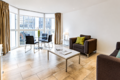 Flat Young Street in Greater London