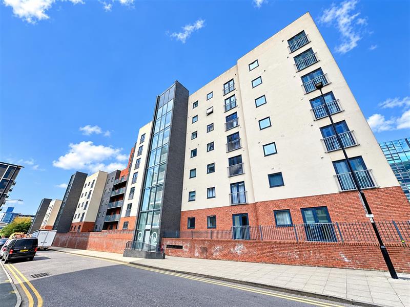 Flat Chapeltown Street in Manchester
