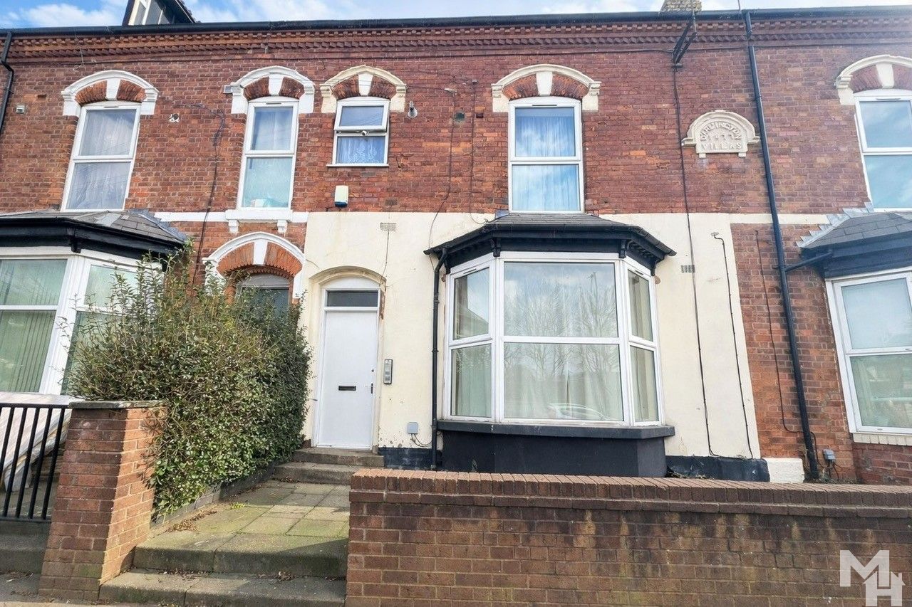 Flat Birchfield Road in Birmingham