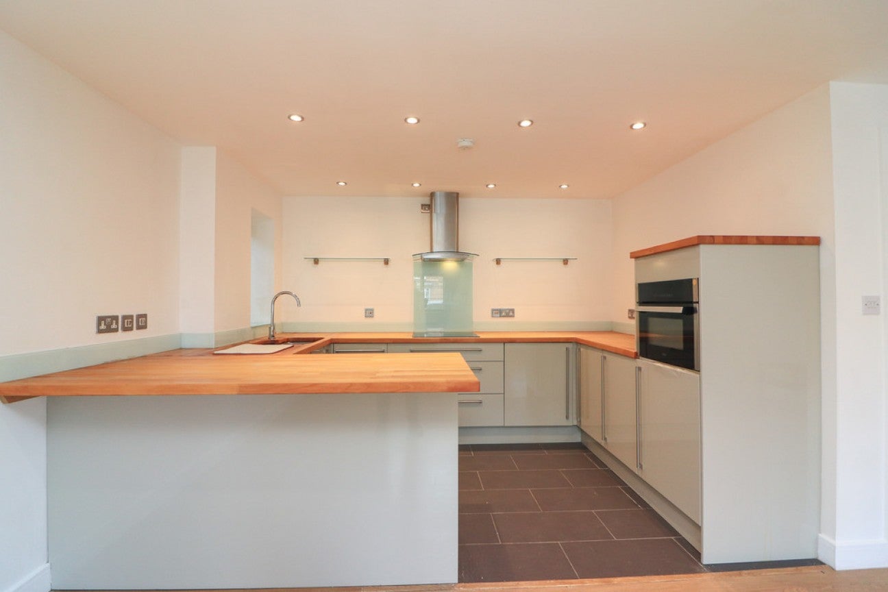 Flat Glascote Road in Tamworth