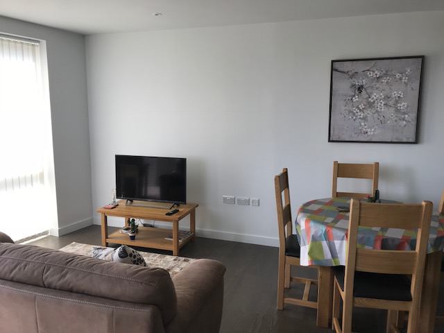 Room Sayer Street in Greater London