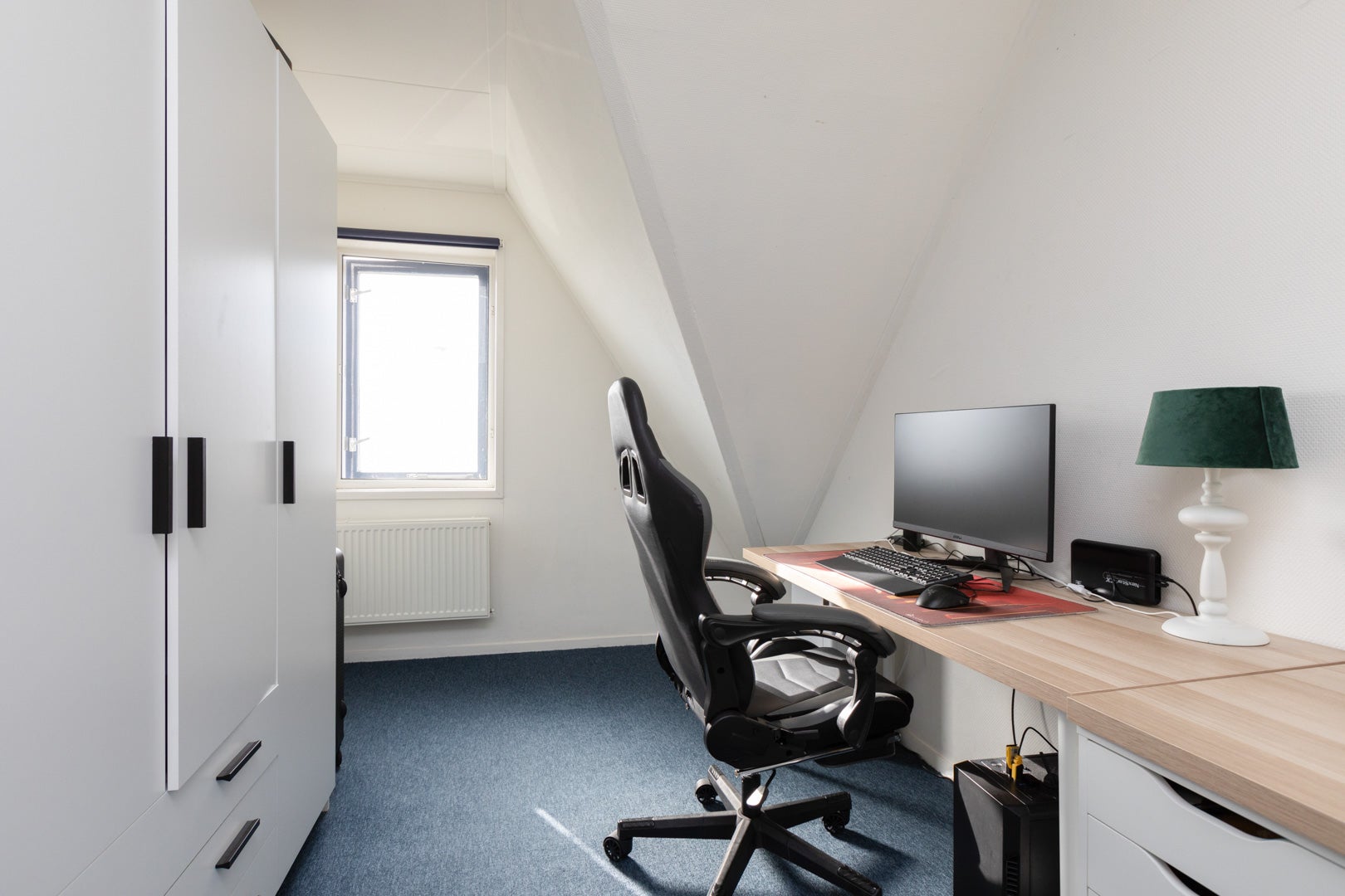 Tussenwoning te koop: Willem de Zwijgerstraat 73, Sneek