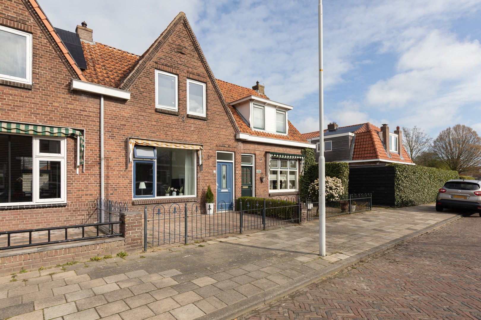 Tussenwoning te koop: Willem de Zwijgerstraat 73, Sneek