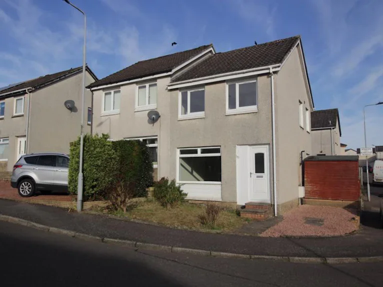 House Fraser Drive in Blackwood