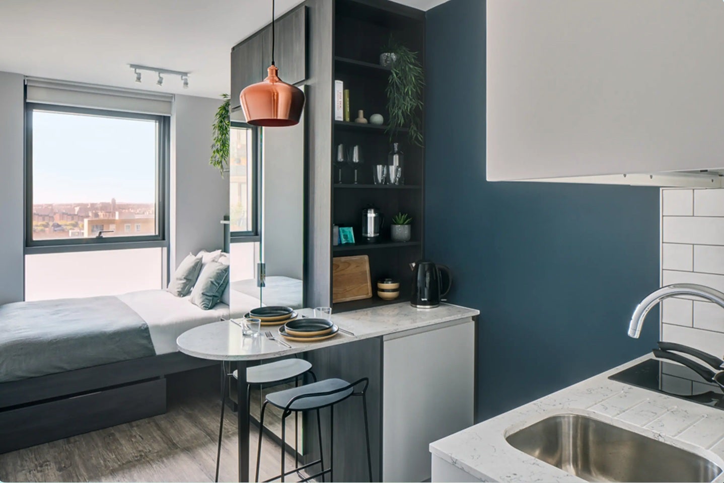 Flat Crossharbour Plaza in Greater London