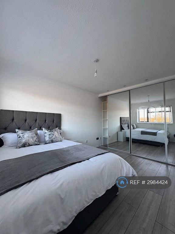 Room Miskin Way in Gravesham