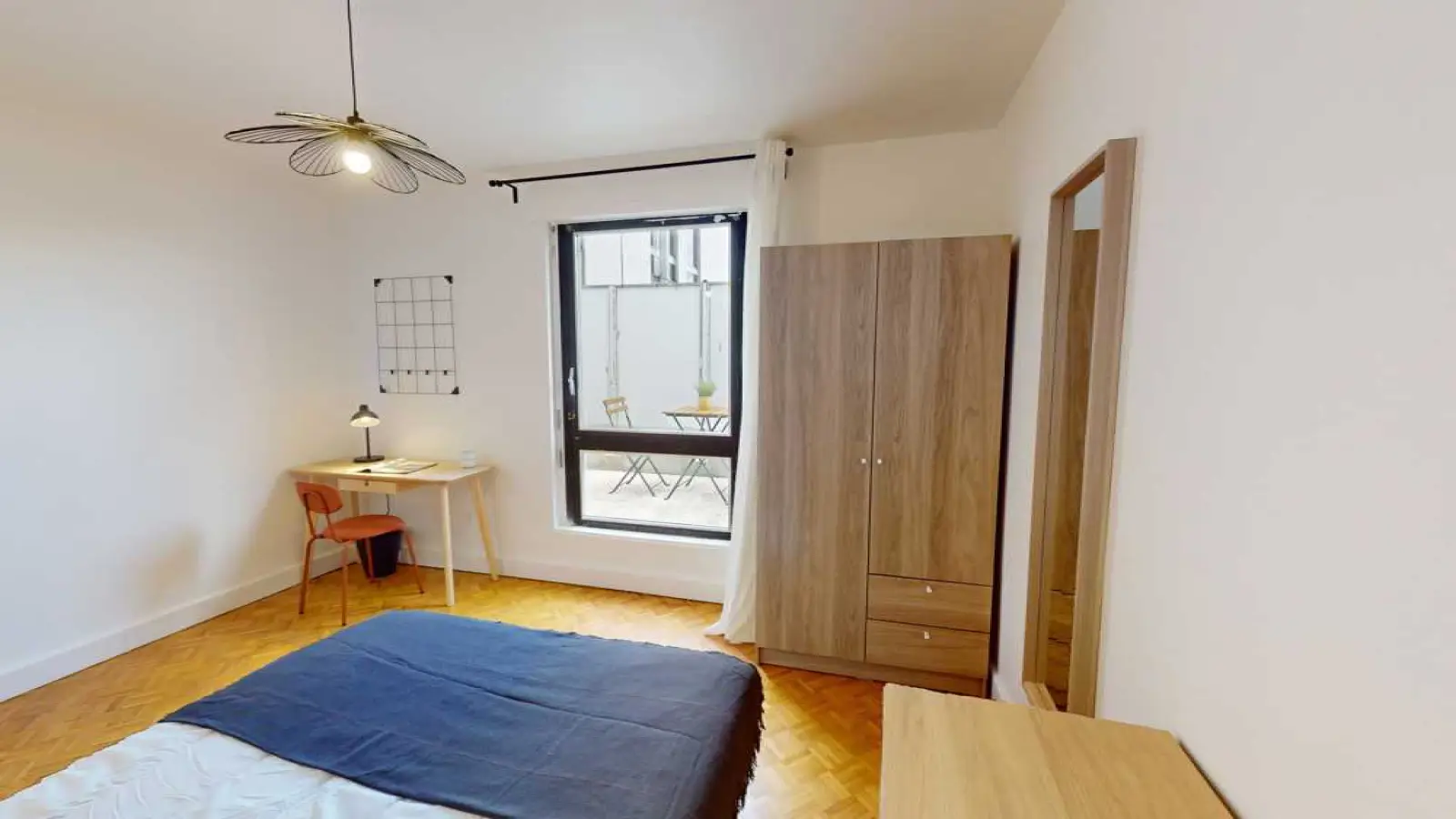 Room Rue Lecourbe in Paris