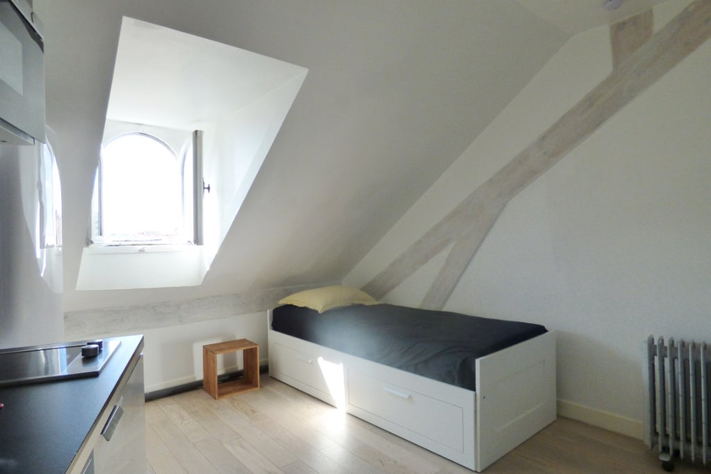 Chambre Rue de Paris à Charenton-le-Pont