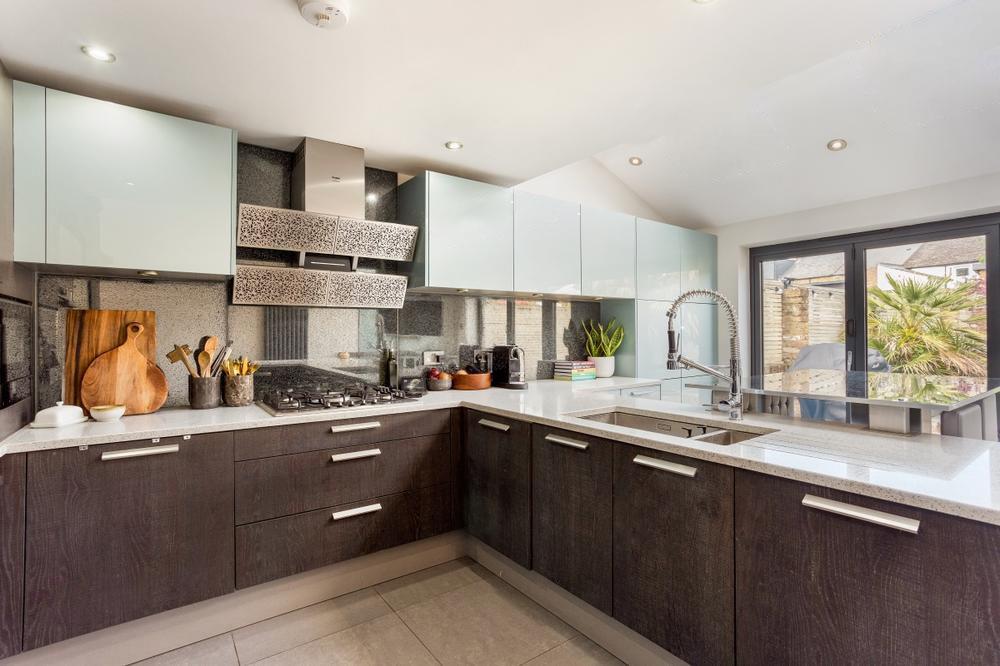 Flat Carlton Vale in City of Westminster
