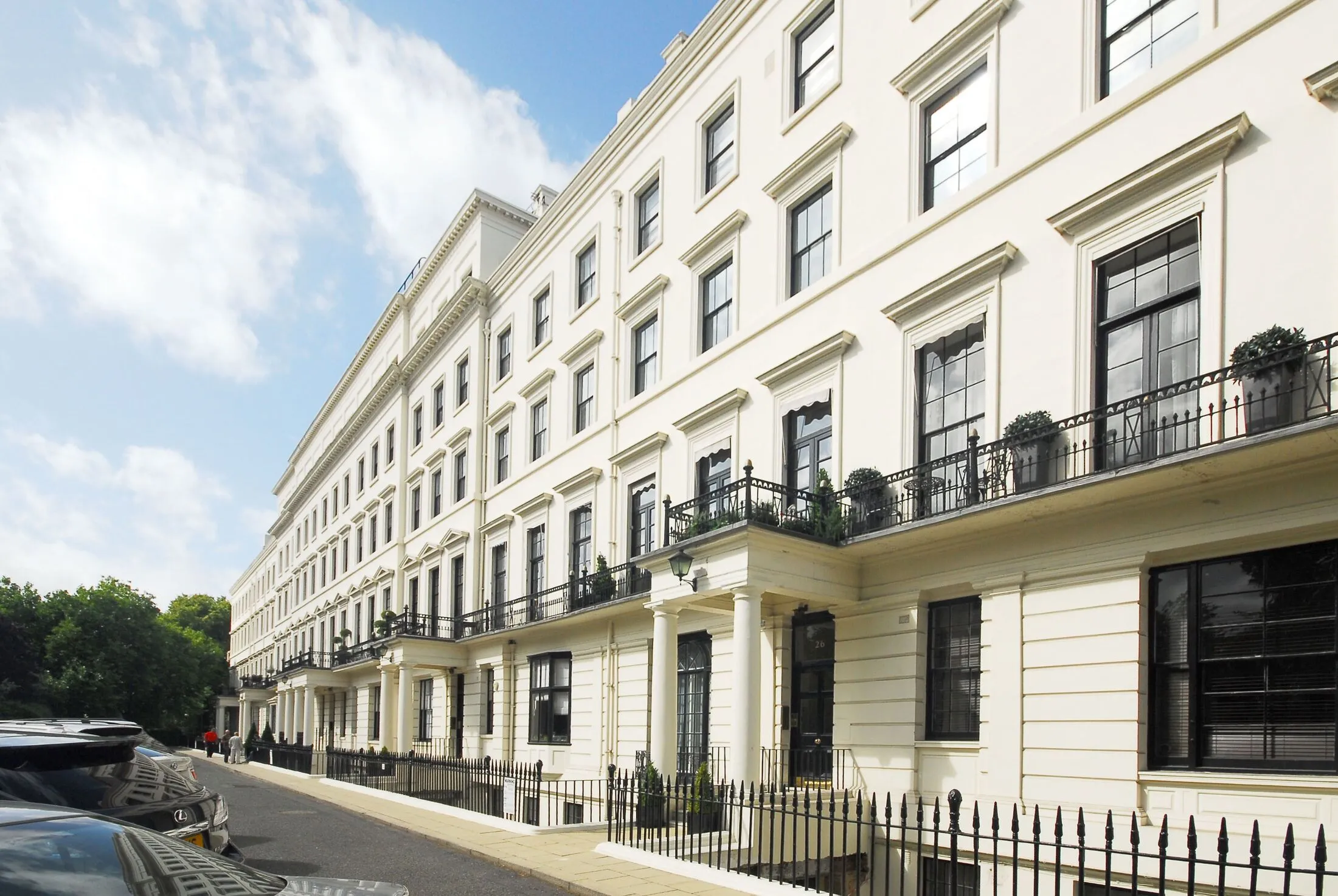 Flat Hyde Park Gardens in City of Westminster