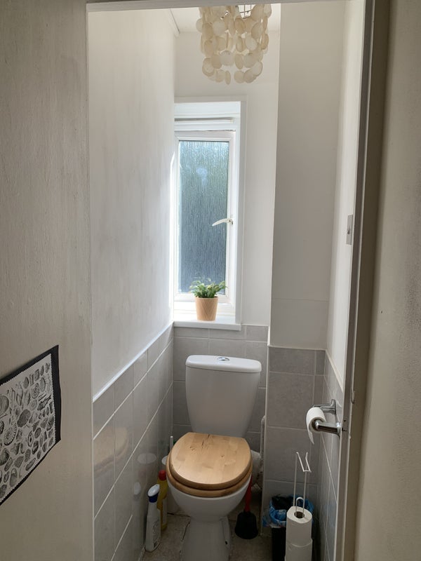 Room Basingdon Way in Greater London