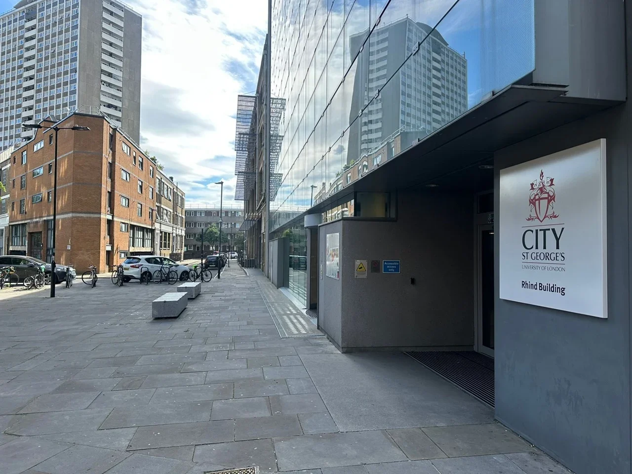 Flat Meredith Street in Greater London