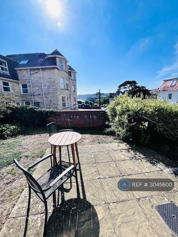 Flat Highcliffe Road in Swanage
