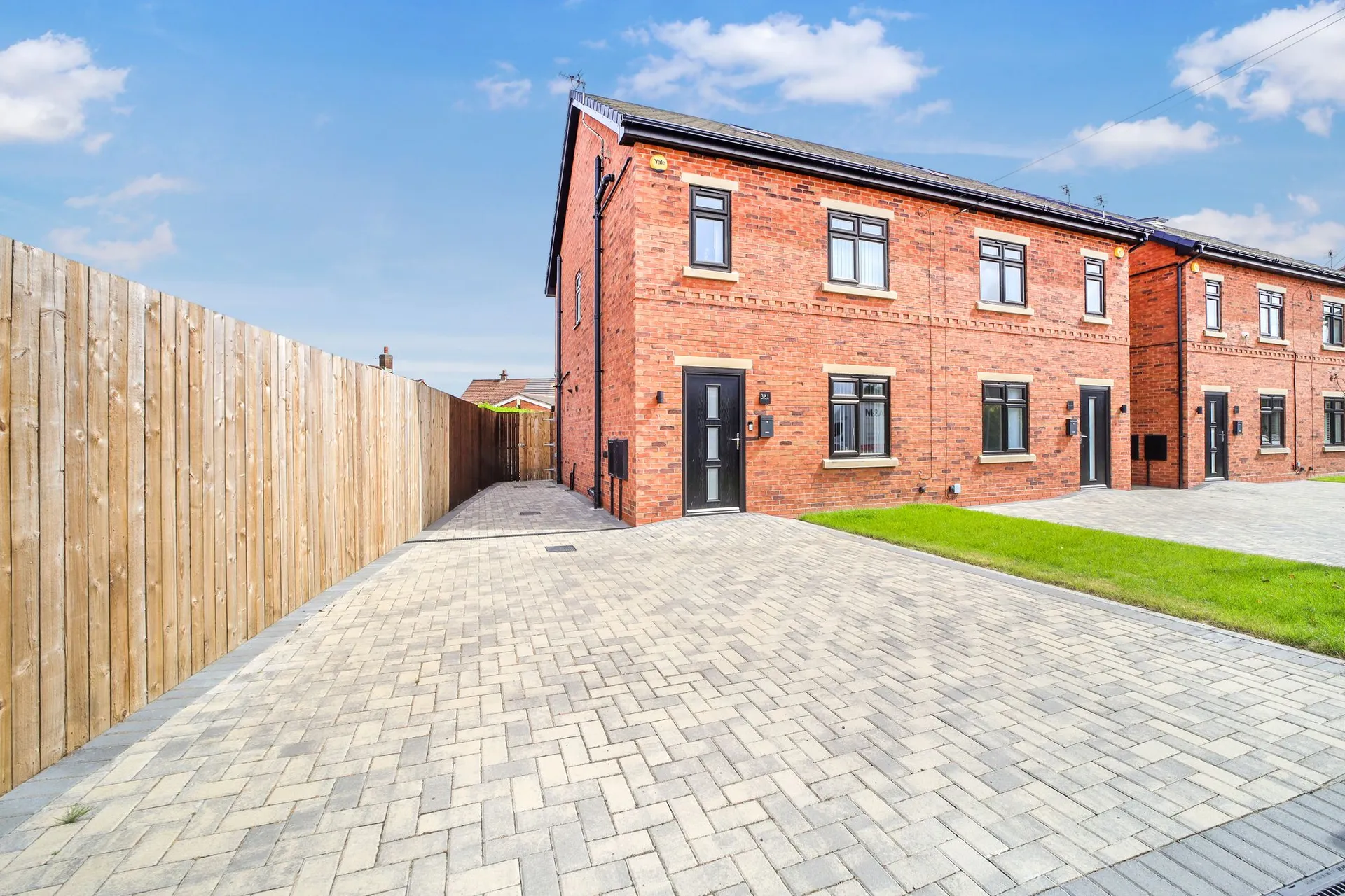 House Crow Lane West in Earlestown