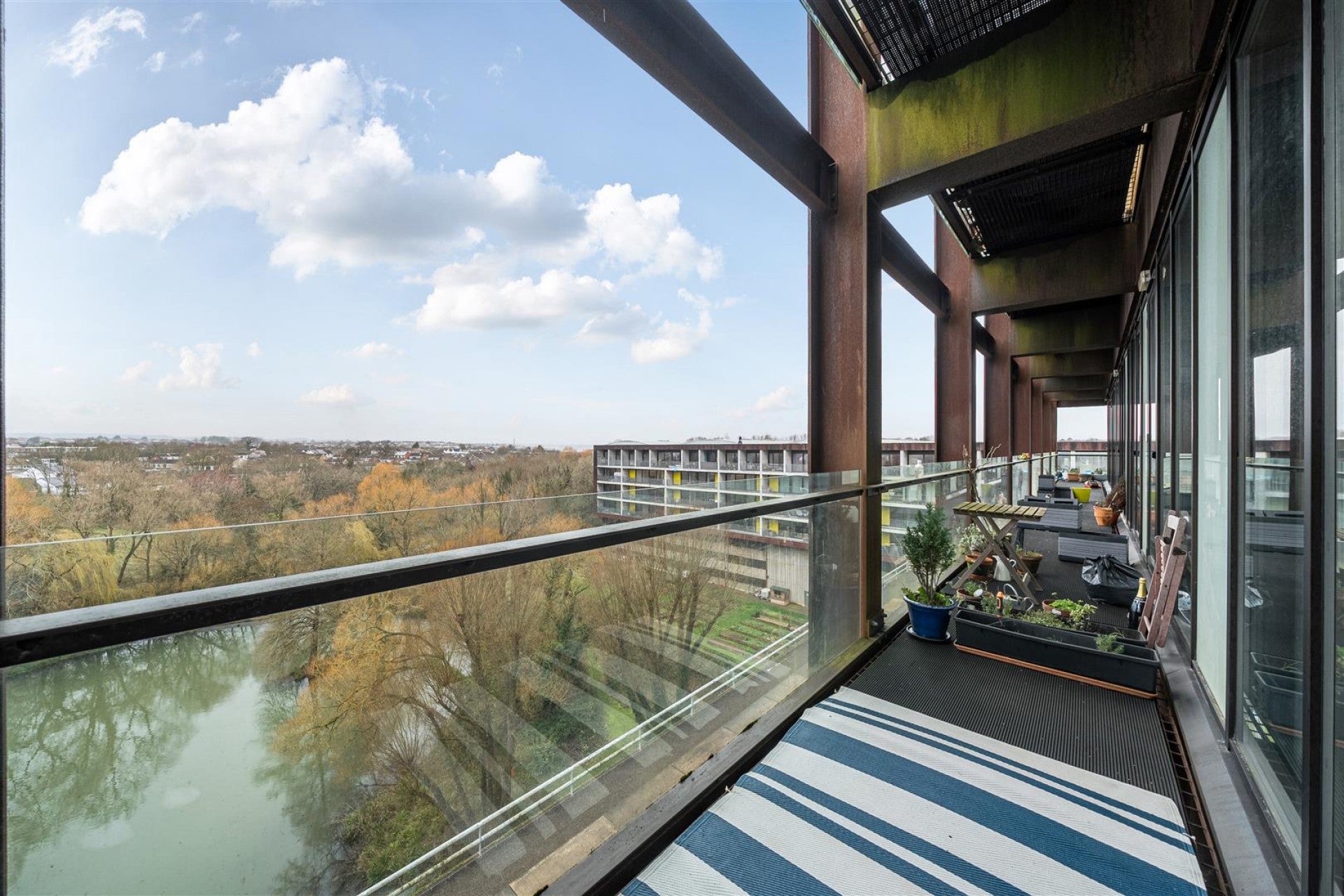Flat Wills Way in Bristol