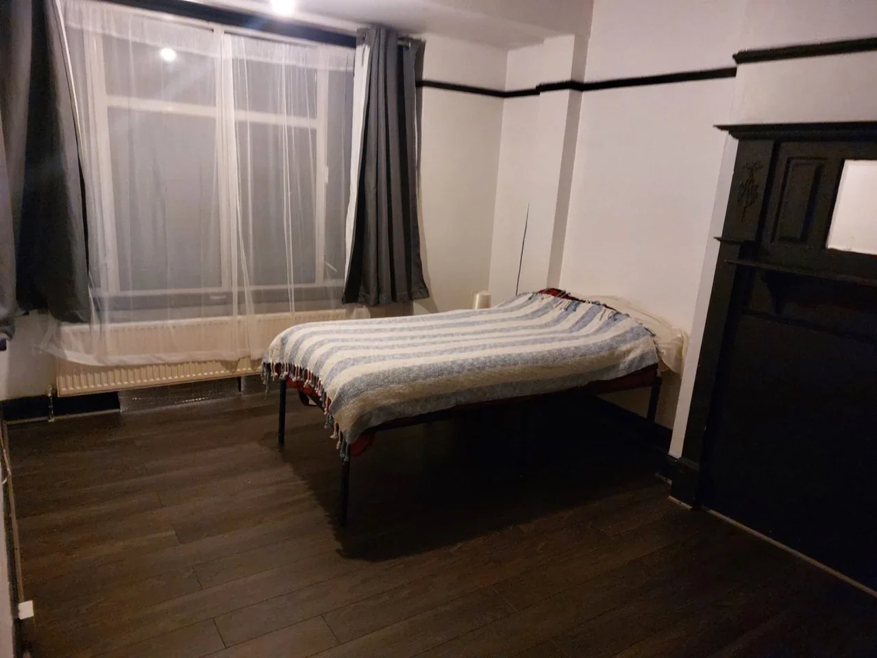Room Burlington Road in Greater London