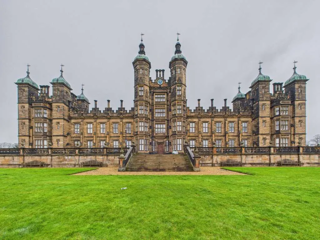 Flat West Craigs Crescent in City of Edinburgh