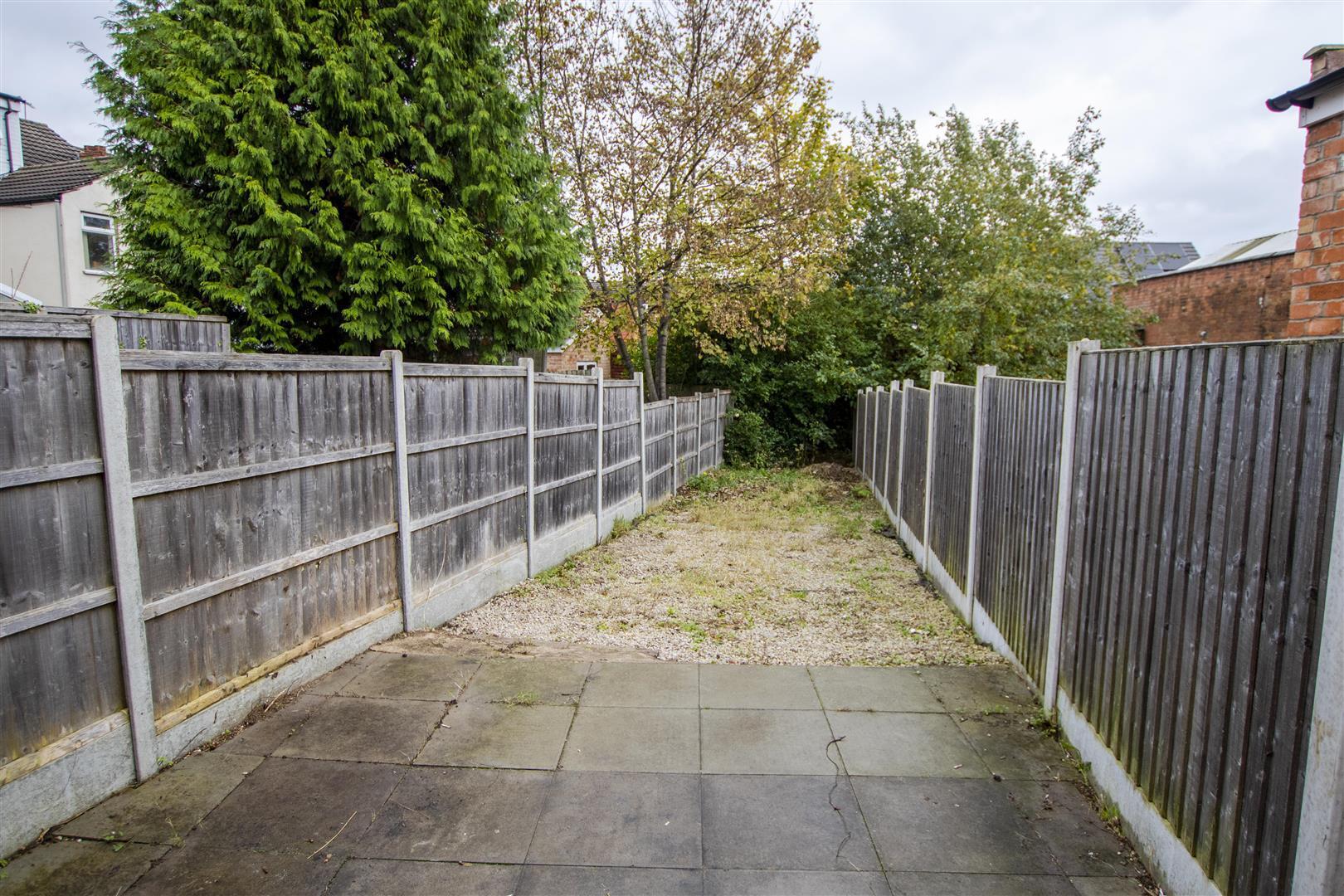Flat Tiverton Road in Birmingham