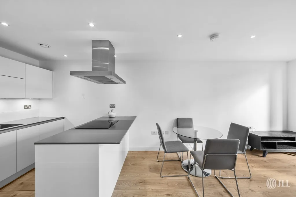 Flat Forrester Way in Greater London