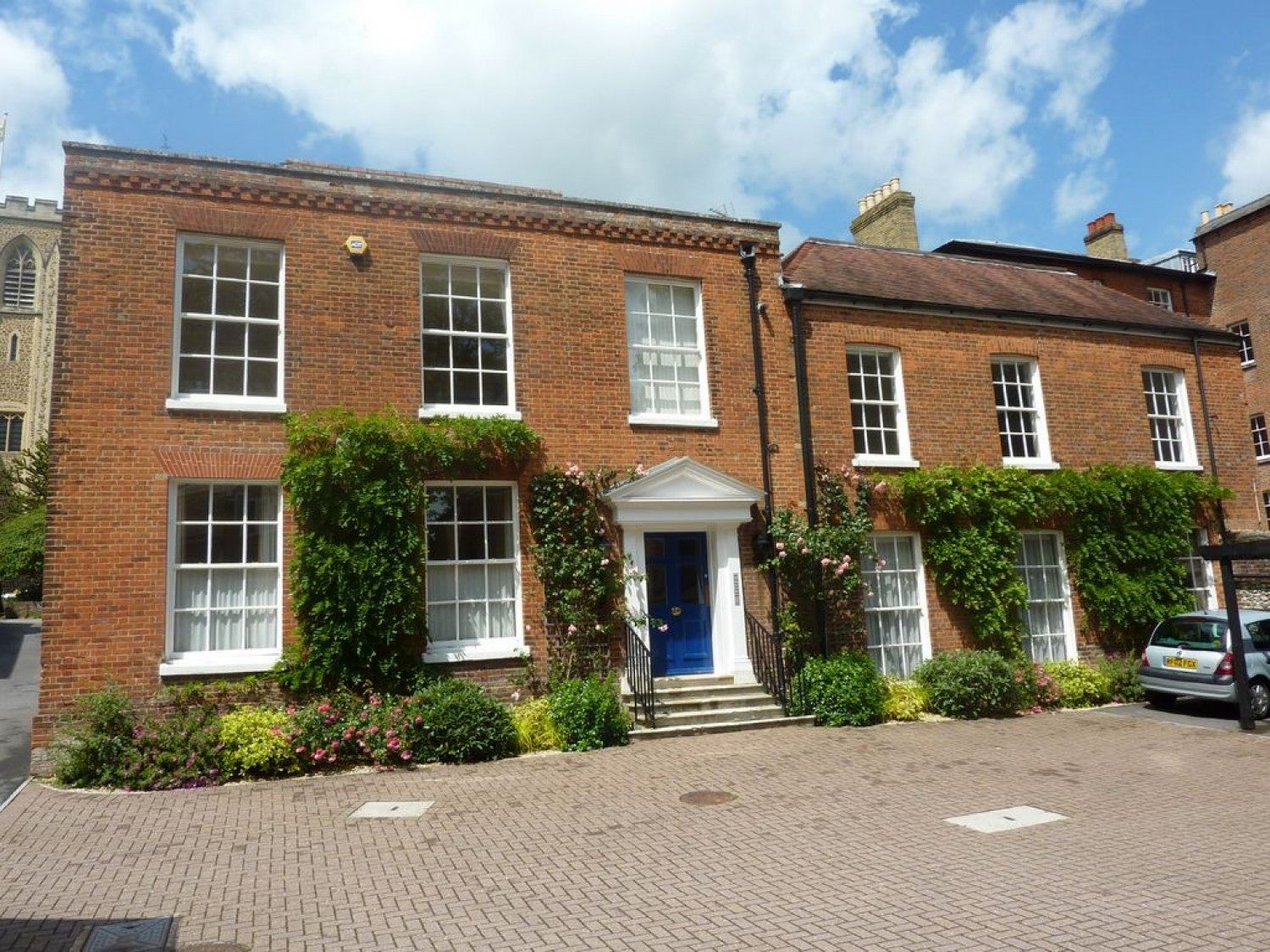 Flat St Peter Street in Winchester