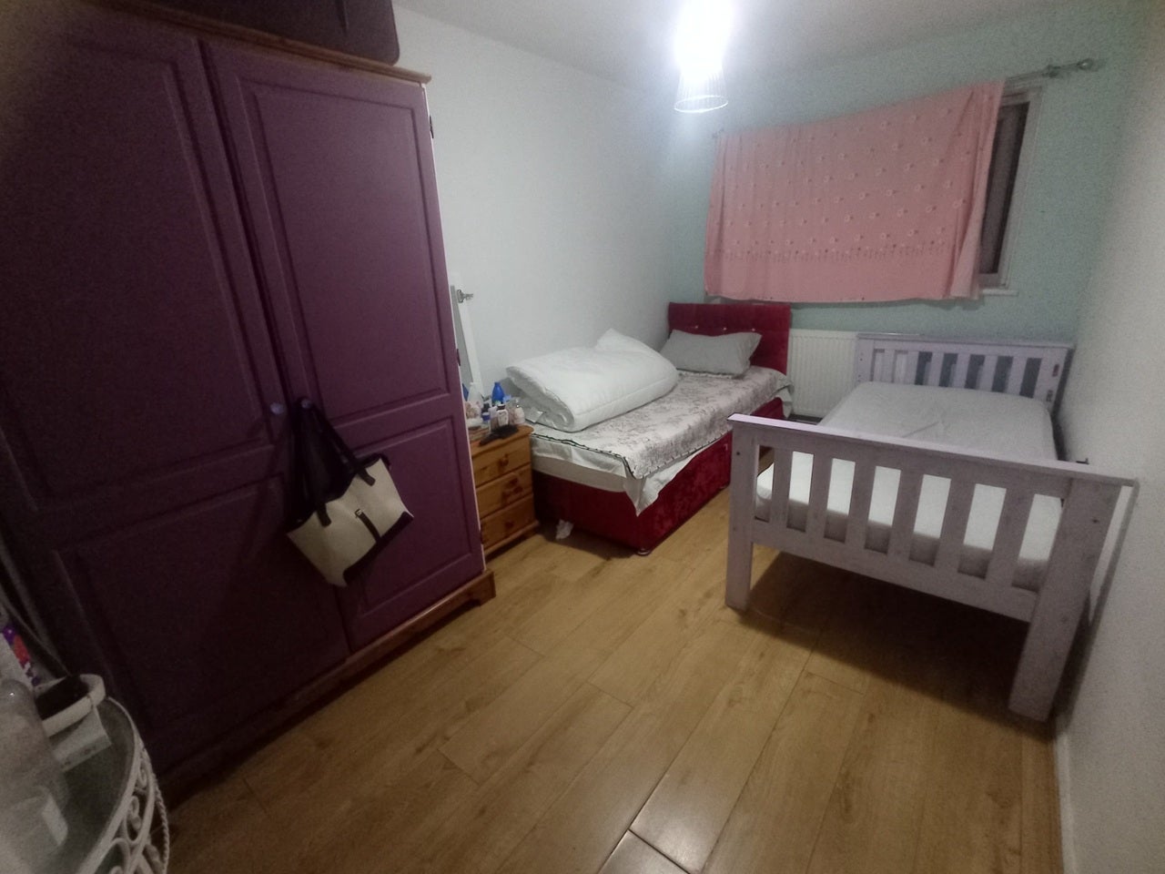 Room Clifford Road in Greater London