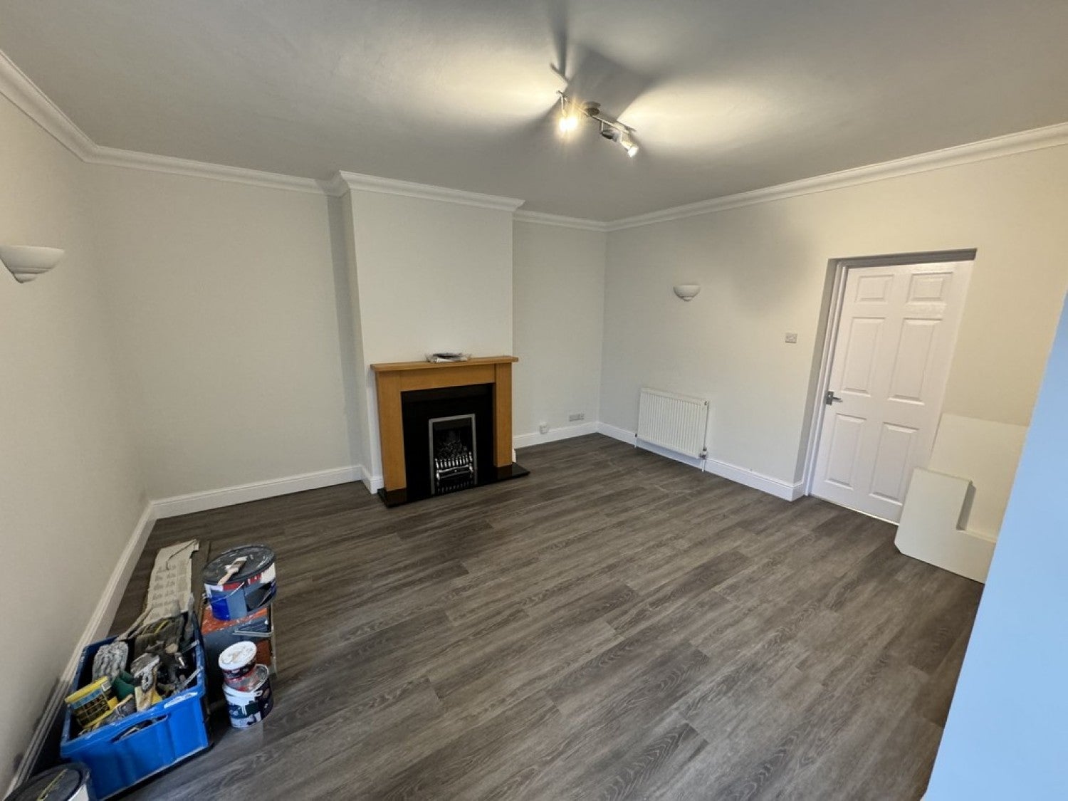 Flat Woodbridge Road in Guildford