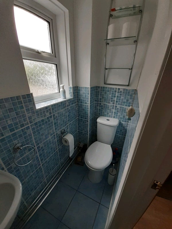Room Manor Road in Uttlesford