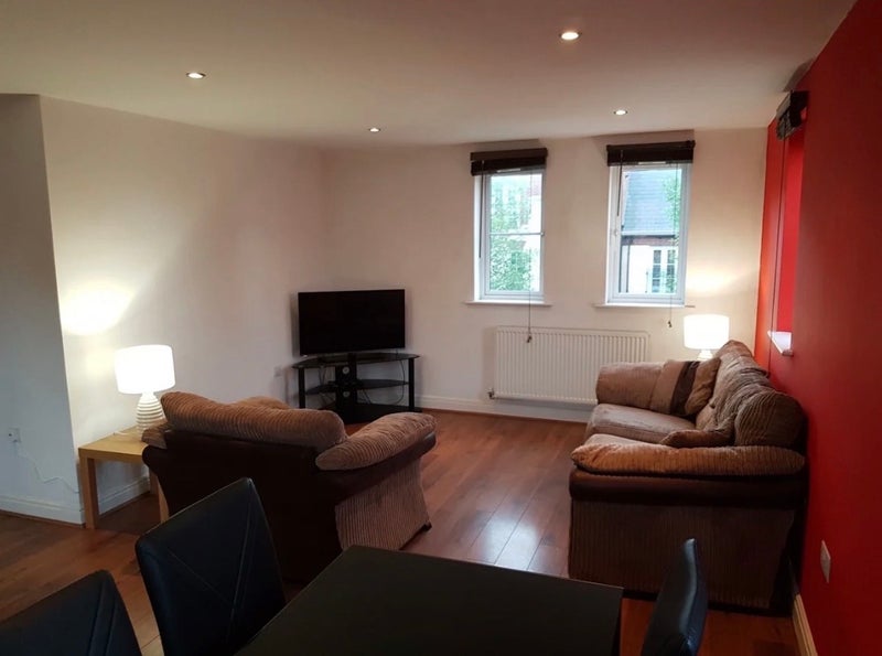 Flat Danvers Way in Preston