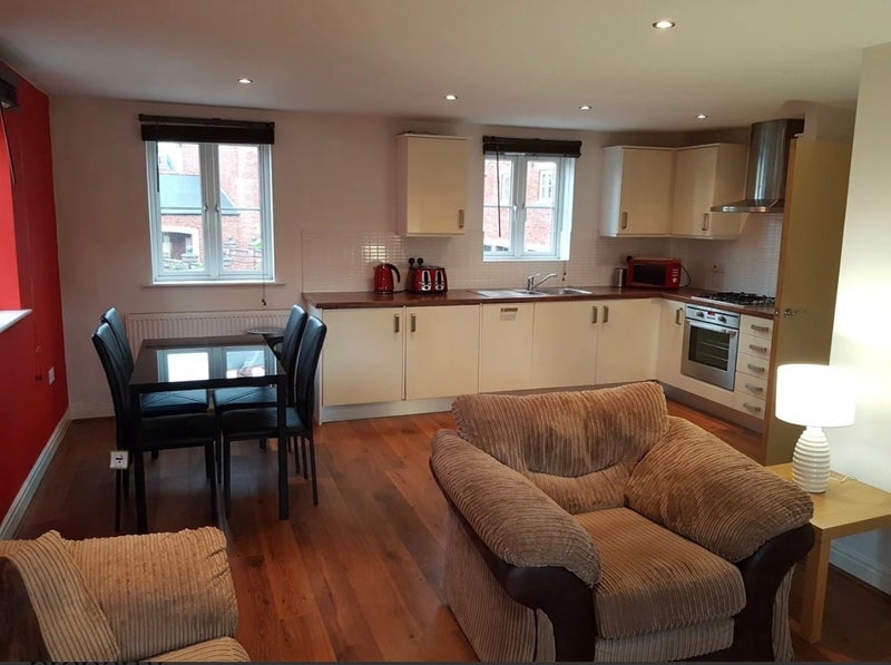 Flat Danvers Way in Preston