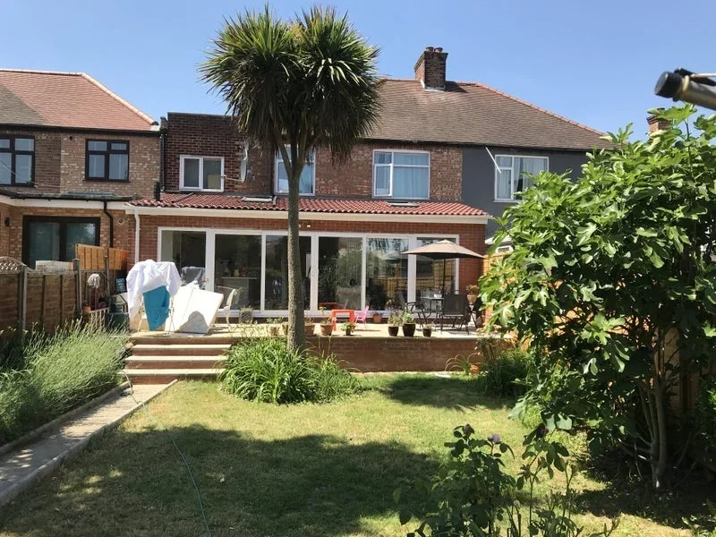 Room Albury Avenue in Greater London