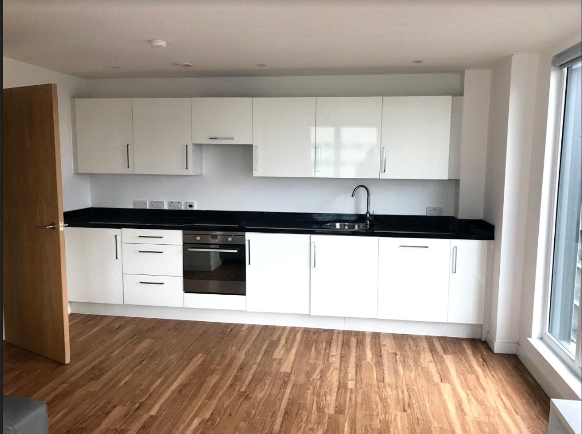 Flat Elmira Way in Salford