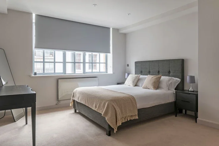 Flat Eyre Street Hill in Greater London