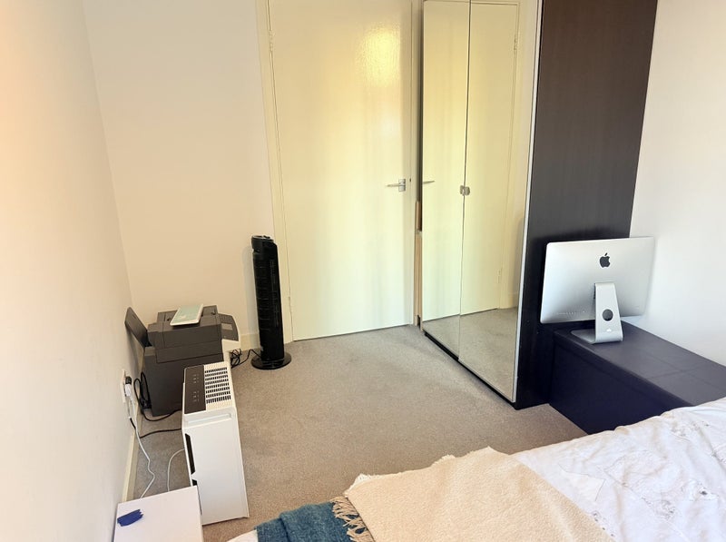 Room Redhill Street in Greater London