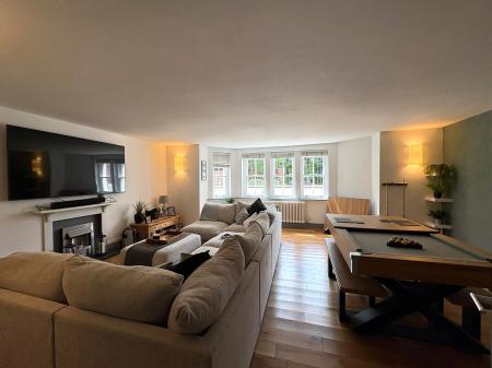 Flat Warwick New Road in Royal Leamington Spa