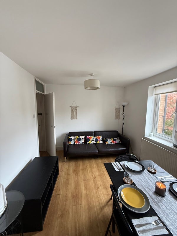 Room Churchfield Road in Greater London