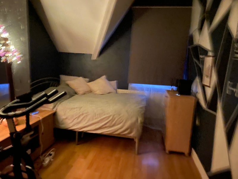 Room High Road in Greater London