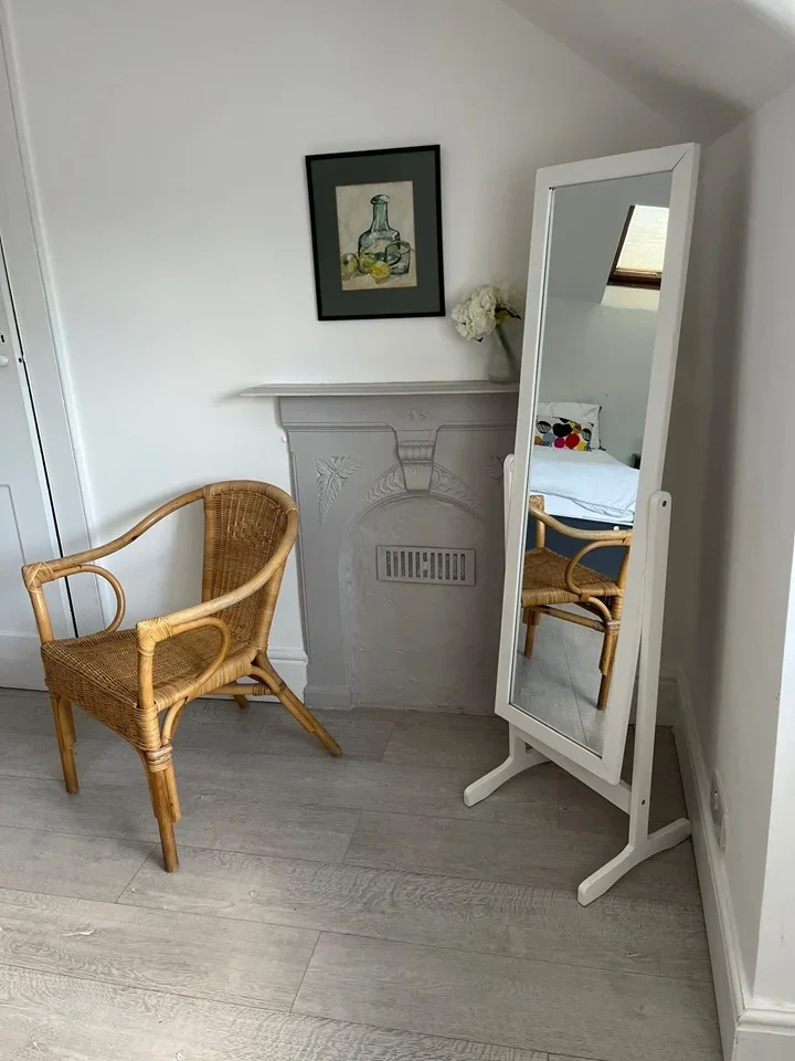 Flat Northolme Road in Greater London