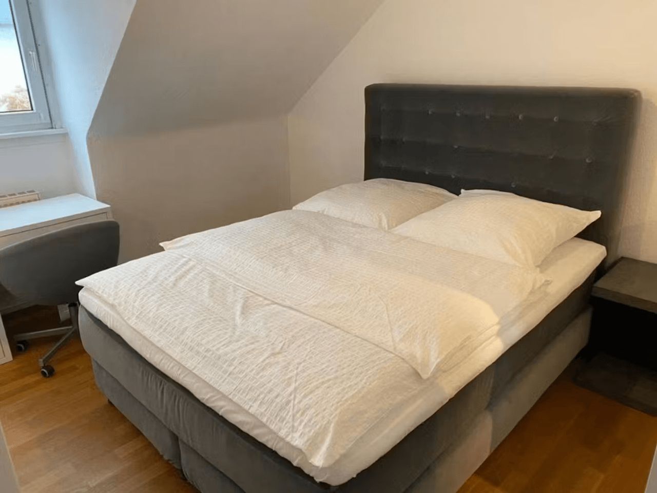 Zimmer Staufenstraße in Frankfurt am Main