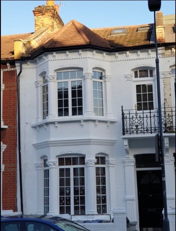 Room Mirabel Road in Greater London