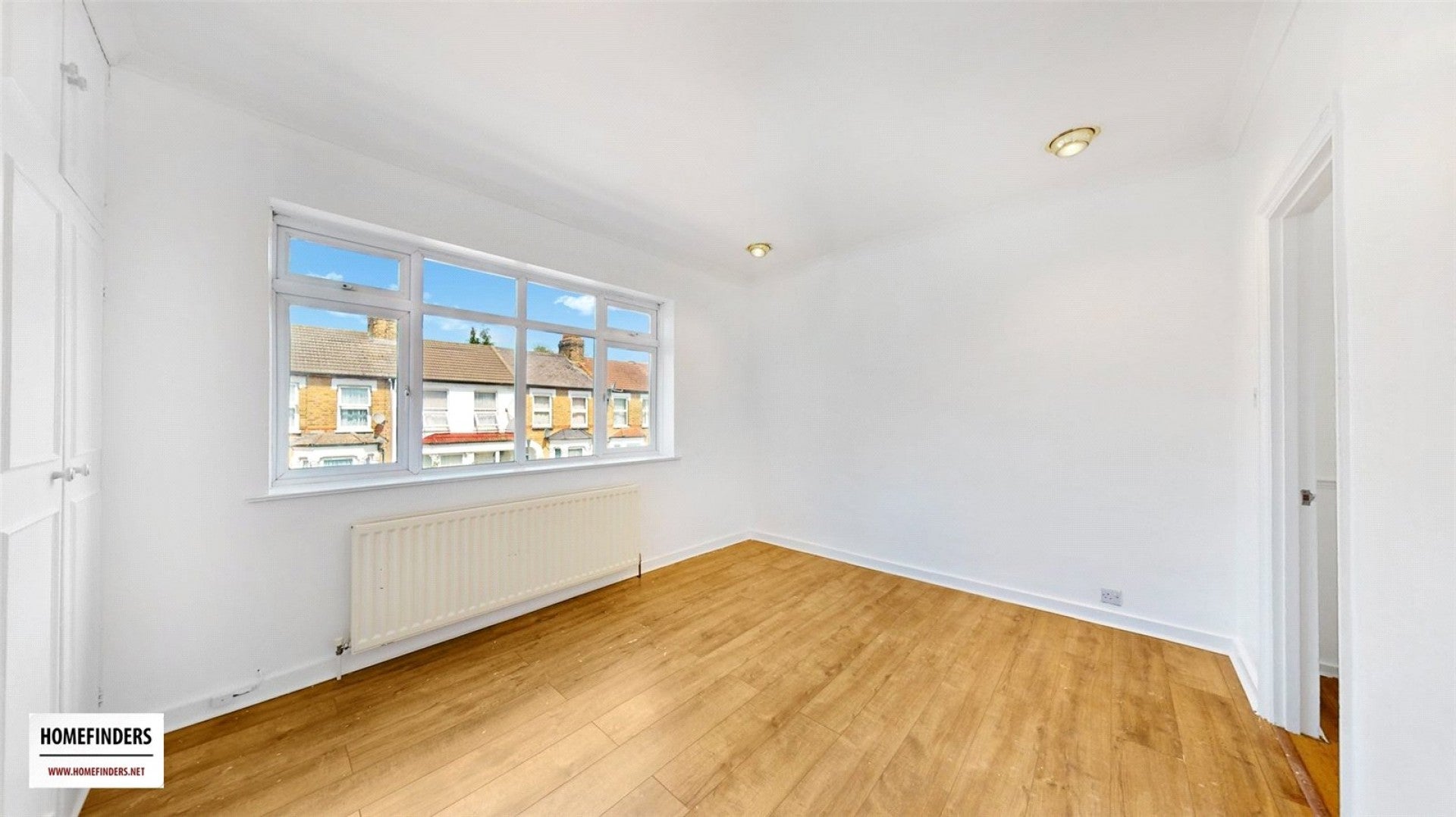 House Cheddington Road in Greater London