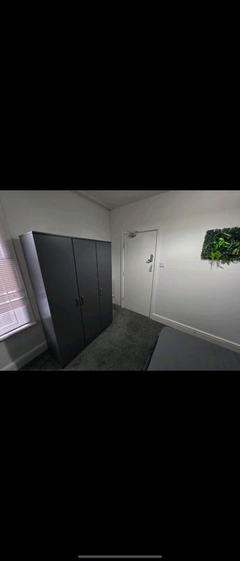 Room Muir Road in Maidstone