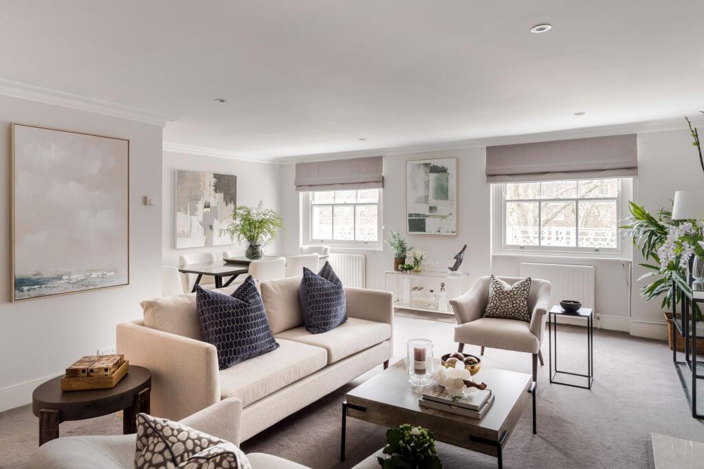 Flat Bryanston Square in London