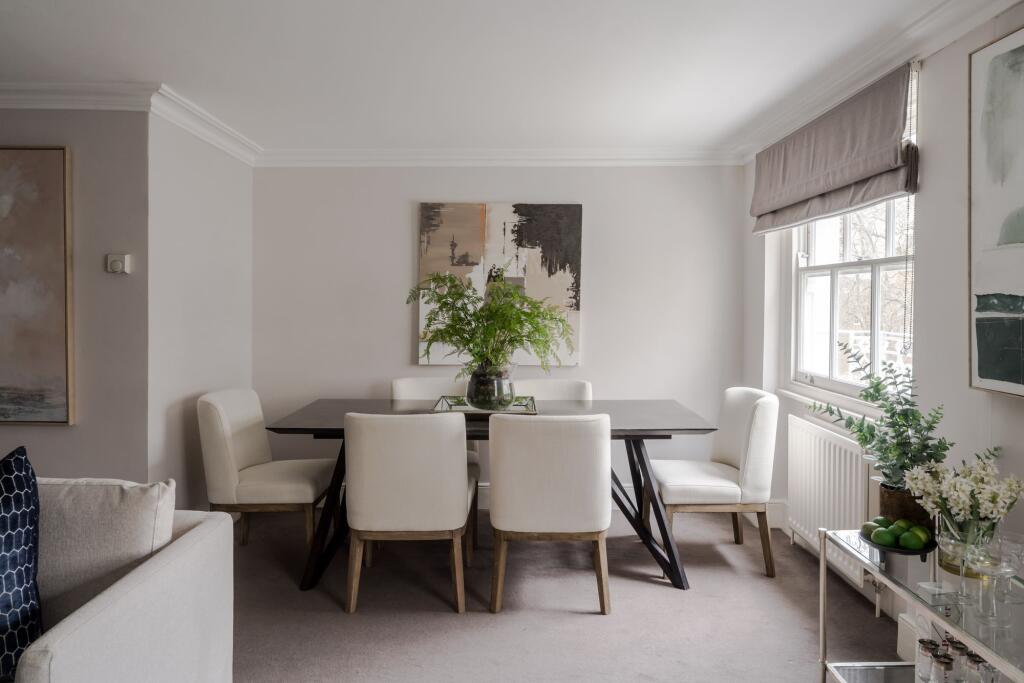 Flat Bryanston Square in London
