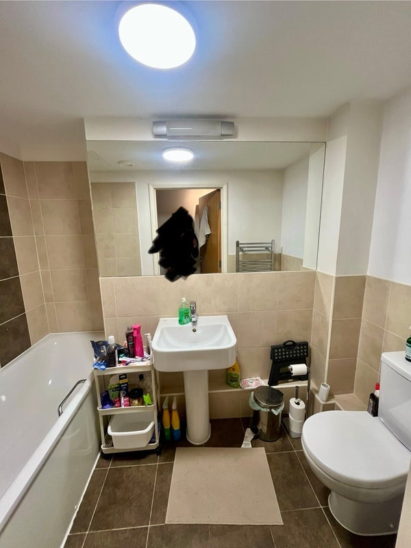 Room Balham High Road in Greater London