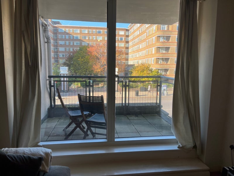 Room Balham High Road in Greater London