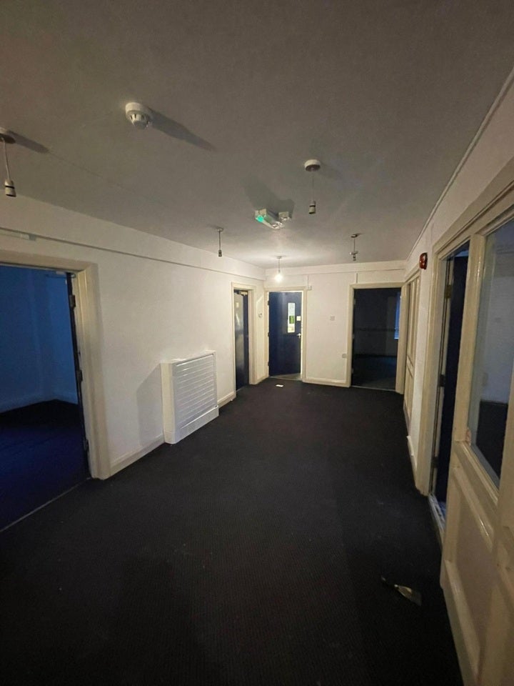 Room Temple Road in Kirklees