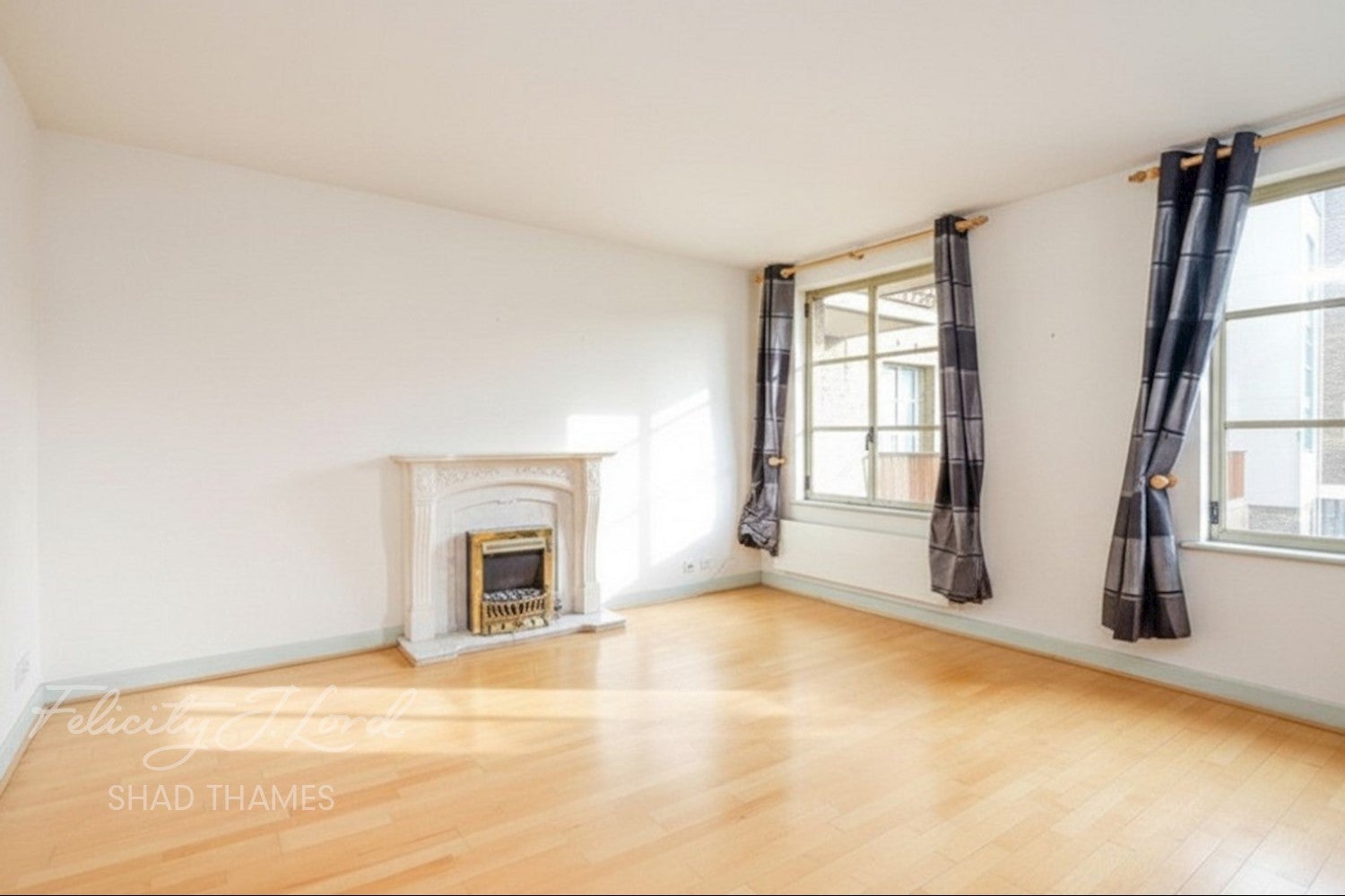 Flat Queen Elizabeth Street in Greater London